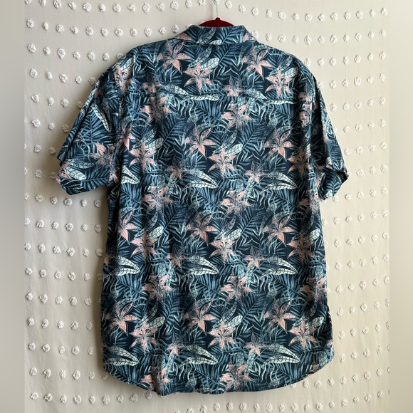 Travis Mathew Cotton Blend Floral Tropical Button‎ Up Short Sleeve Sz XL Navy - Picture 2 of 5